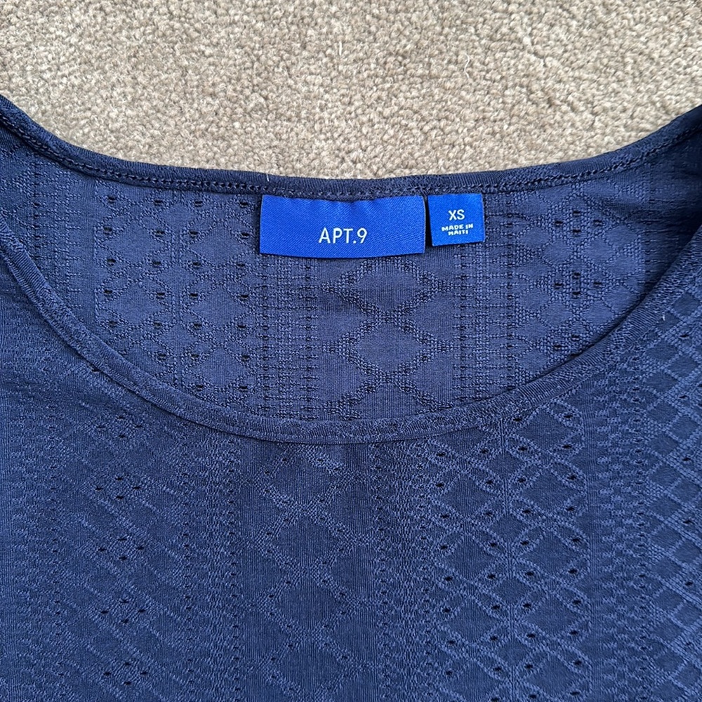 Apt 9 navy blue scoop neck pull over dressy blouse - Picture 6 of 9